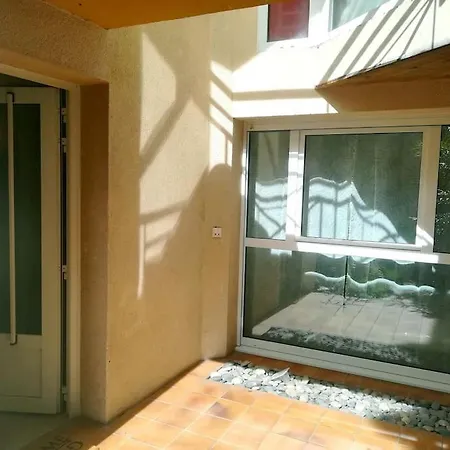 Chez Leo & Julie Caen