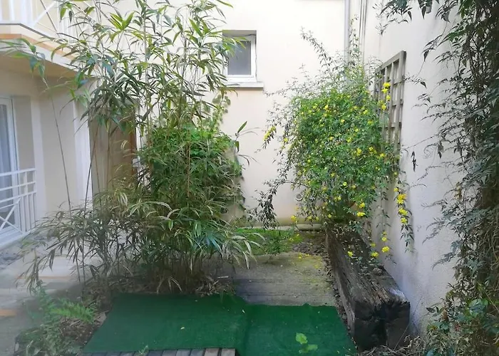 Chez Leo & Julie Caen