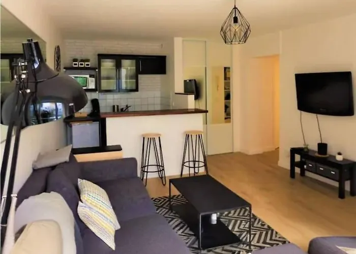 Chez Leo & Julie Caen